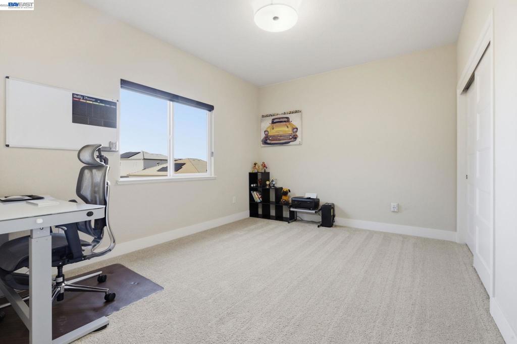 2394 2394 Bharvani Ave, Manteca, CA 95337