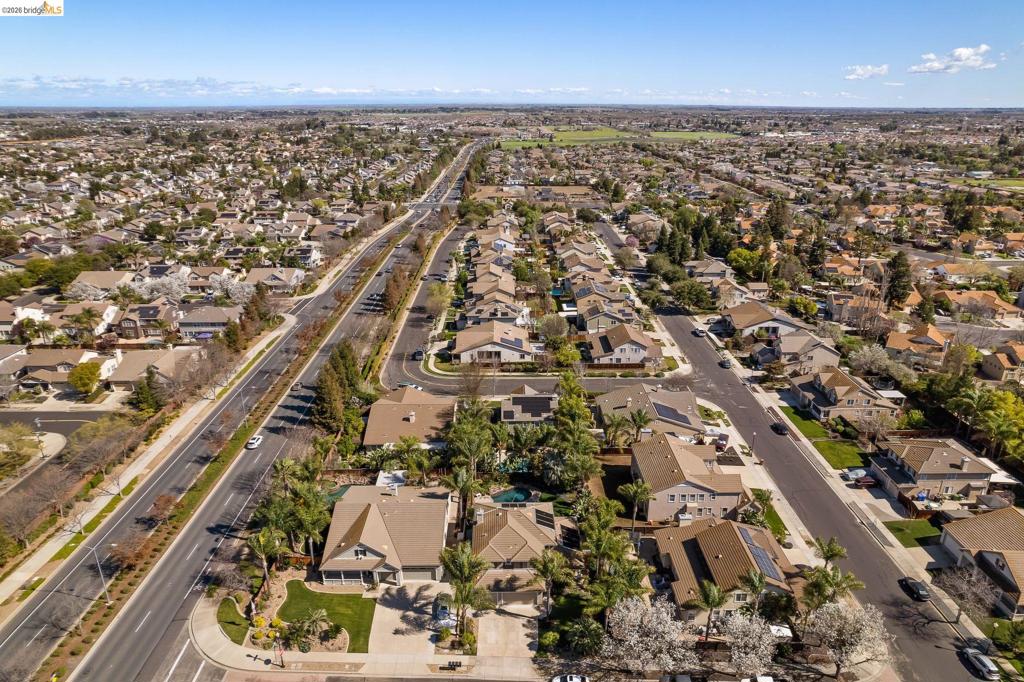 1320 1320 Sand Drift Dr, Brentwood (CC), CA 94513