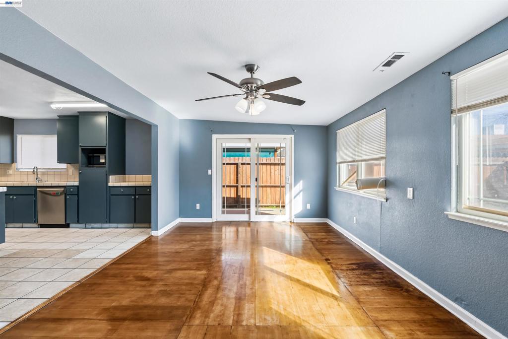 2800 2800 Bateman Ln, Modesto, CA 95354