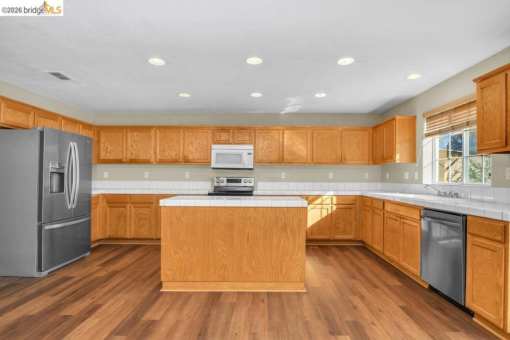 2004 2004 Hedge Way, Brentwood (CC), CA 94513