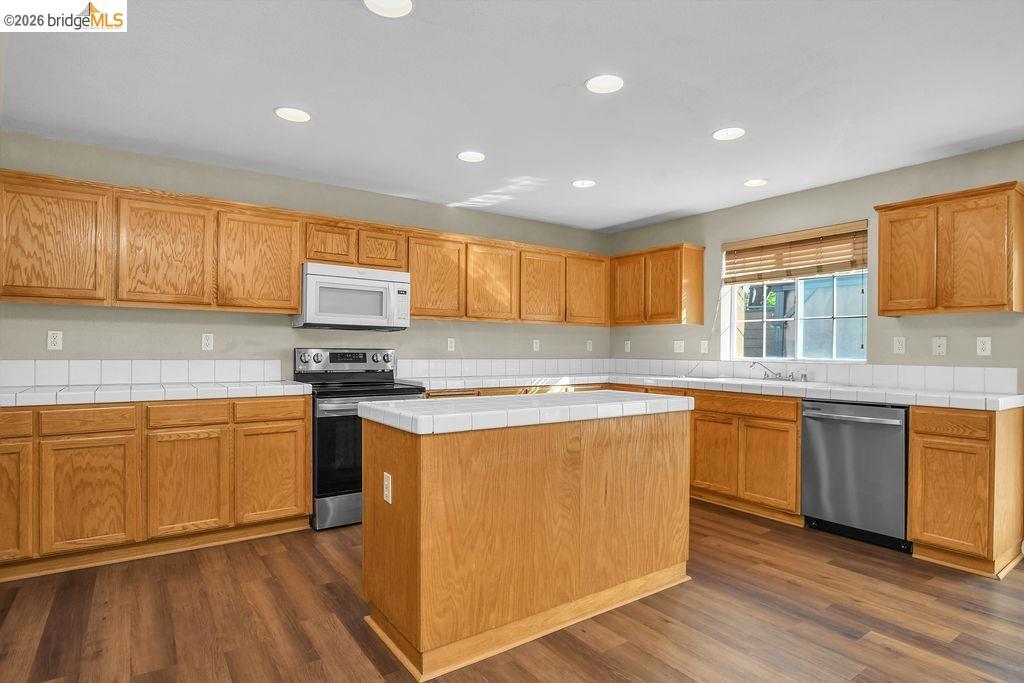 2004 2004 Hedge Way, Brentwood (CC), CA 94513