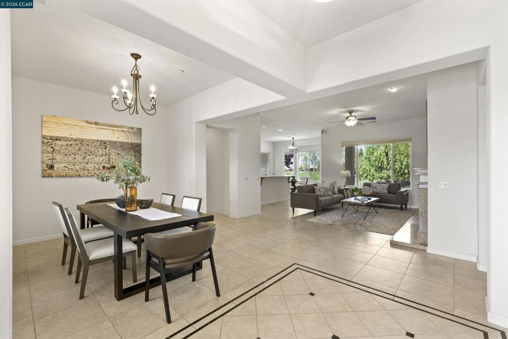 1129 1129 Jonagold Way, Brentwood (CC), CA 94513