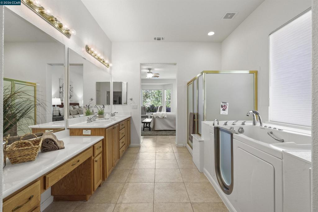 1129 1129 Jonagold Way, Brentwood (CC), CA 94513