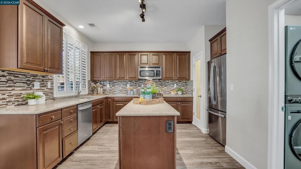 917 Yardley Place, Brentwood (CC), CA 94513-6155