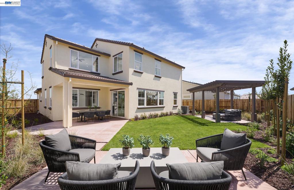 1568 Ascot Lane, Manteca, CA 95337