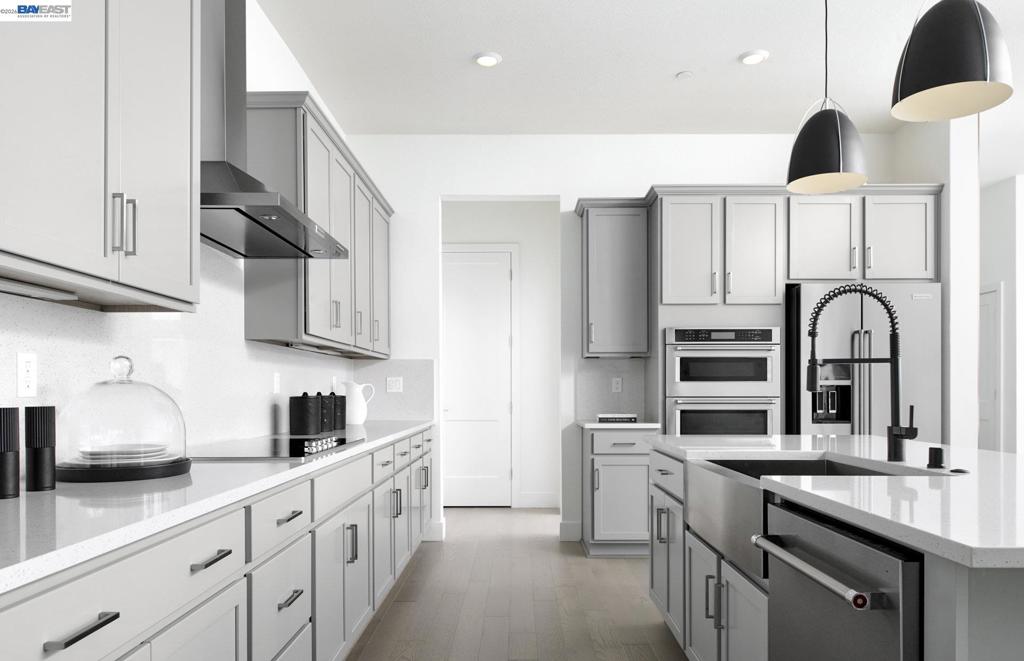 1494 Teak Ave, Manteca, CA 95337