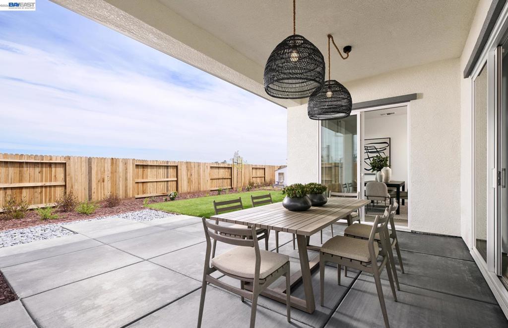 1494 Teak Ave, Manteca, CA 95337