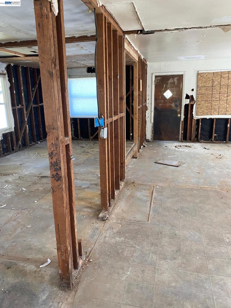 1825 Eureka Street, Modesto, CA 95358-5629