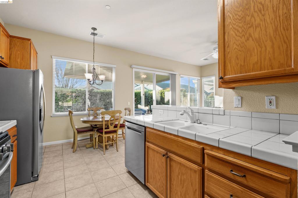 680 Stewart Way, Brentwood (CC), CA 94513