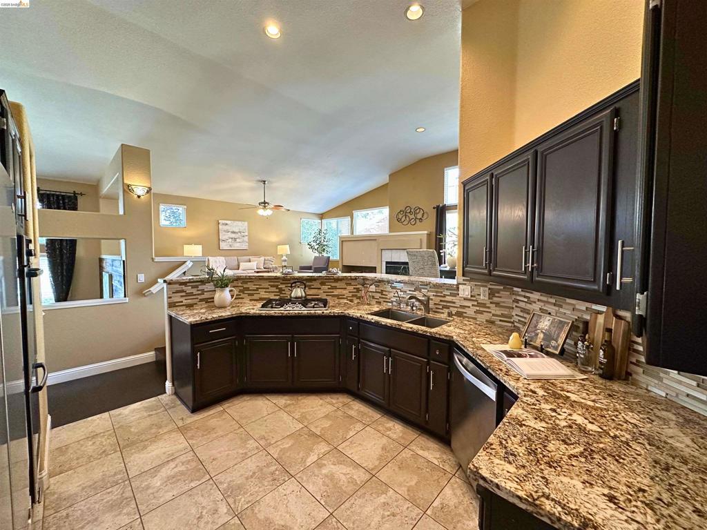 123 Putter Dr, Brentwood (CC), CA 94513