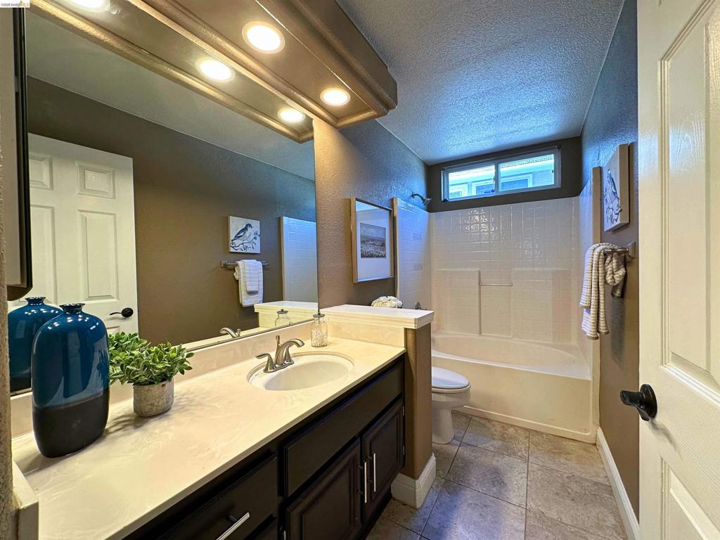 123 Putter Dr, Brentwood (CC), CA 94513