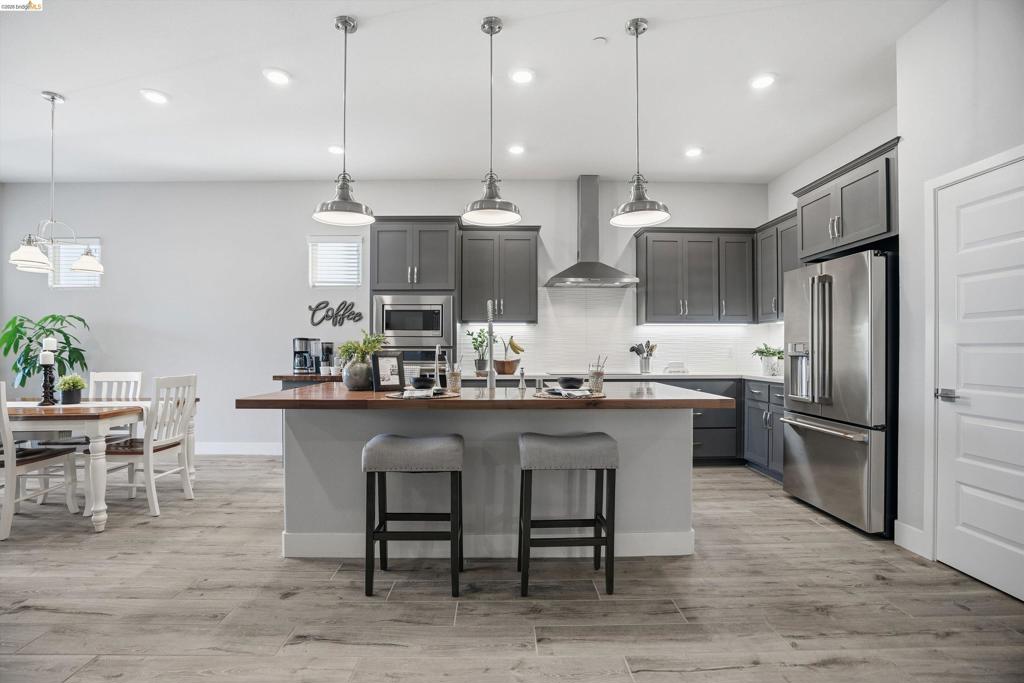 1820 Morello Dr, Brentwood (CC), CA 94513