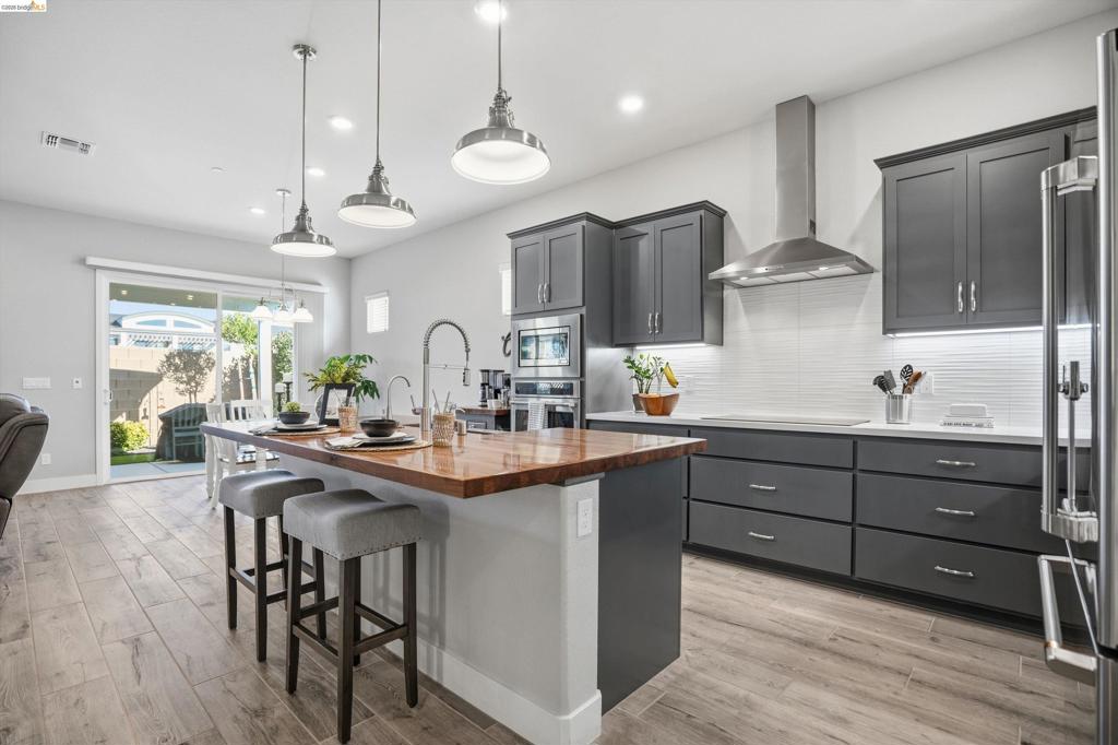 1820 Morello Dr, Brentwood (CC), CA 94513