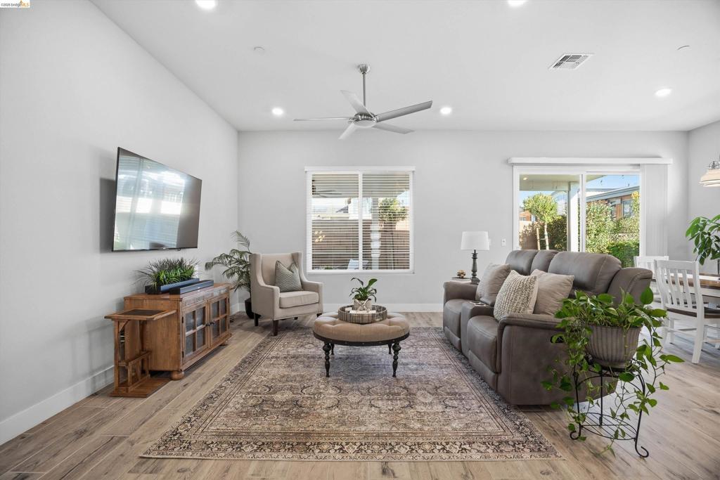 1820 Morello Dr, Brentwood (CC), CA 94513