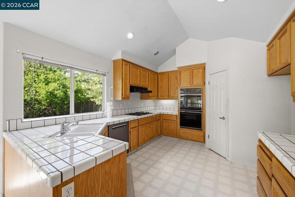 1269 Lagoon Ct, Brentwood (CC), CA 94513