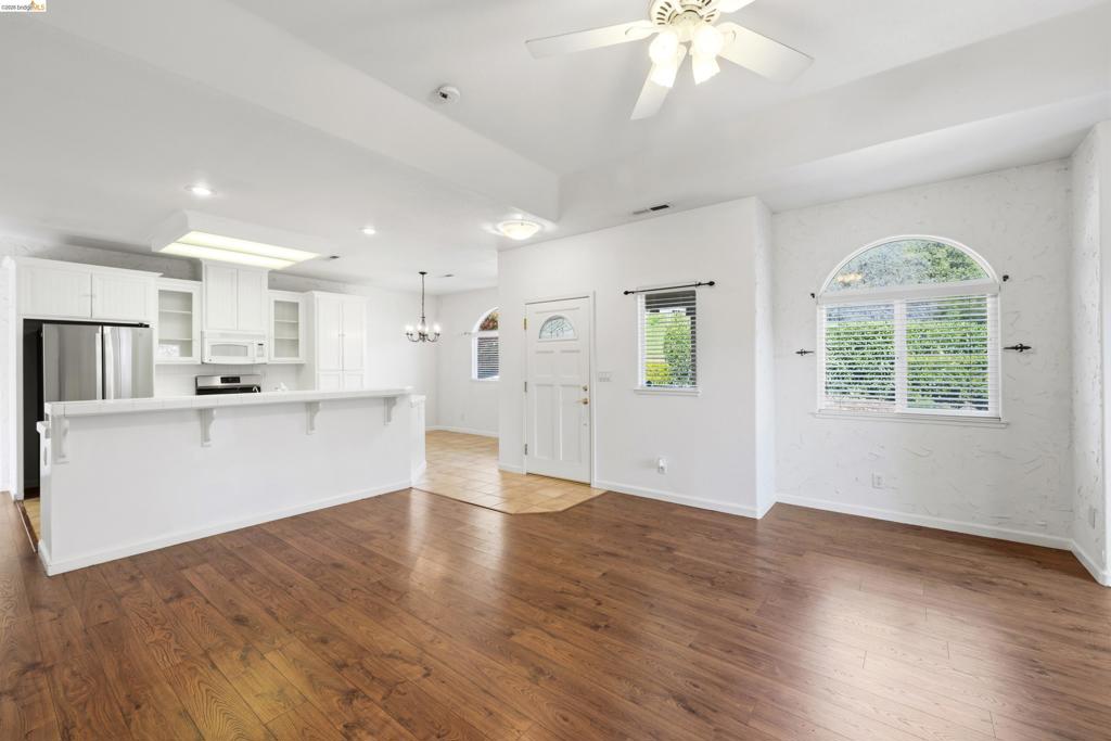 17800 Rolling Oaks Dr., Jamestown, CA 95327