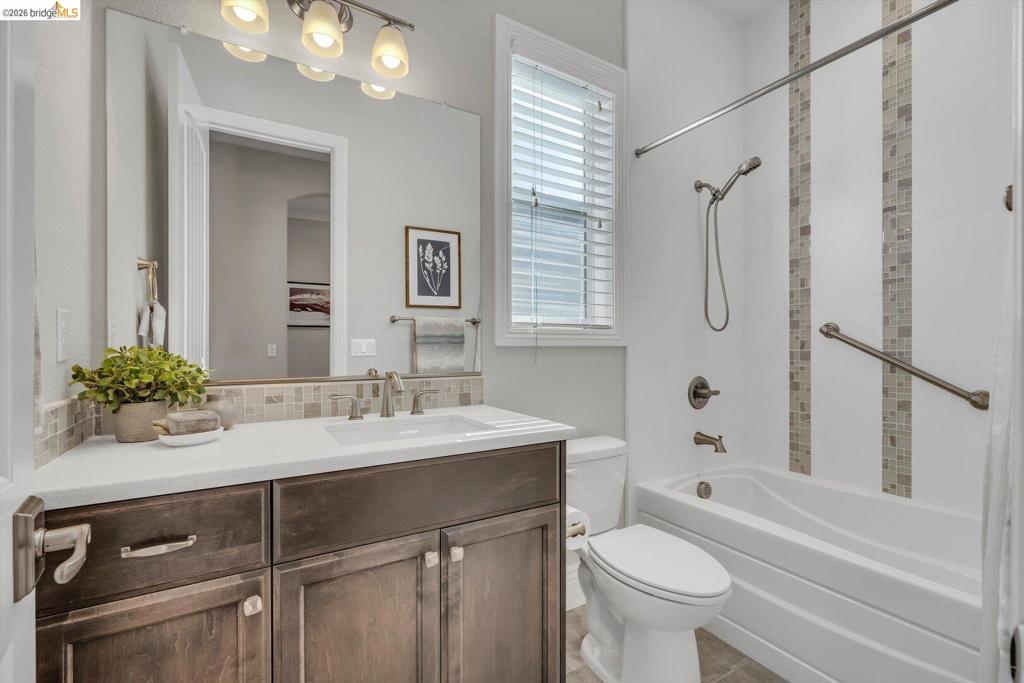 2002 Tempranillo LN, Brentwood (CC), CA 94513