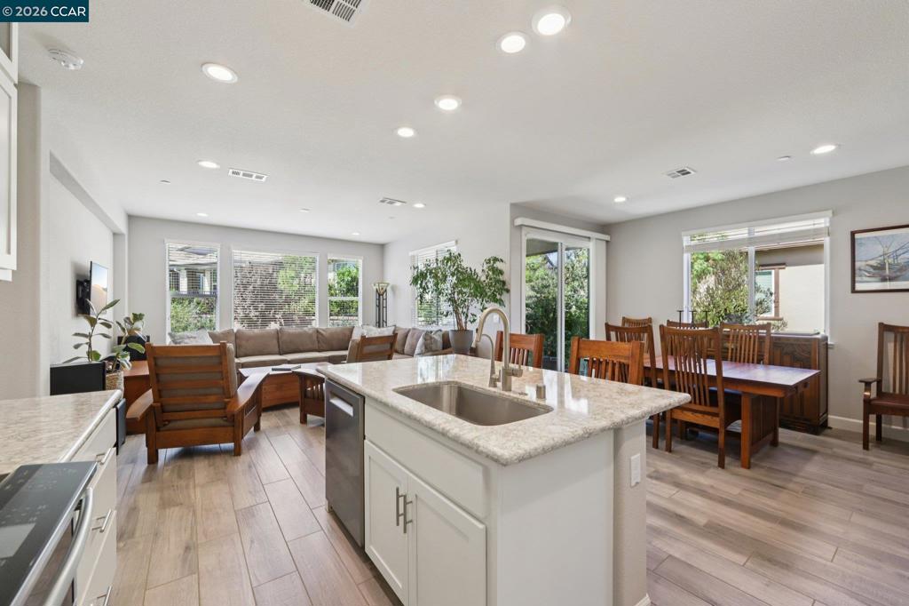 2093 Sangria St, Brentwood (CC), CA 94513