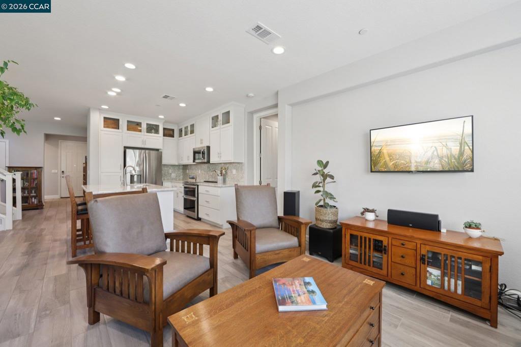 2093 Sangria St, Brentwood (CC), CA 94513