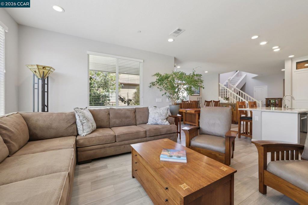 2093 Sangria St, Brentwood (CC), CA 94513