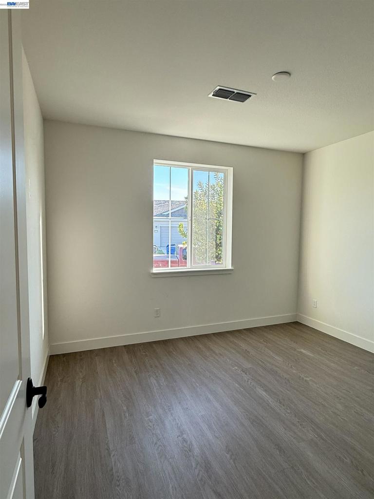 619 Heathridge Street, Manteca, CA 95336-8814