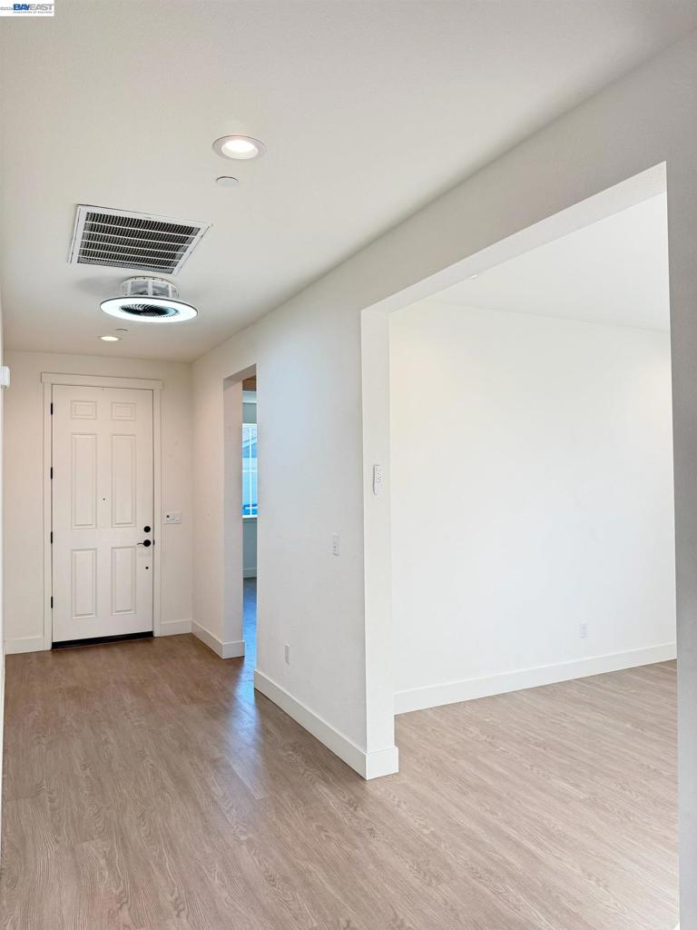 619 Heathridge Street, Manteca, CA 95336-8814