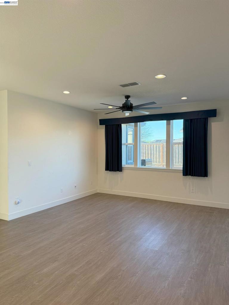 619 Heathridge Street, Manteca, CA 95336-8814