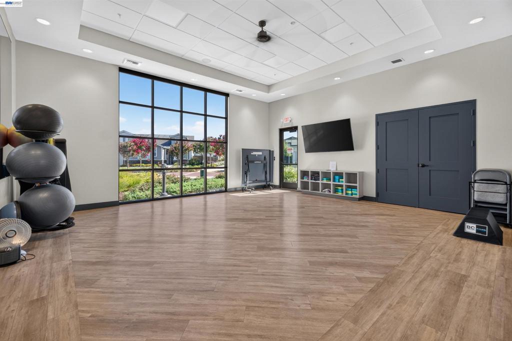 619 Heathridge Street, Manteca, CA 95336-8814