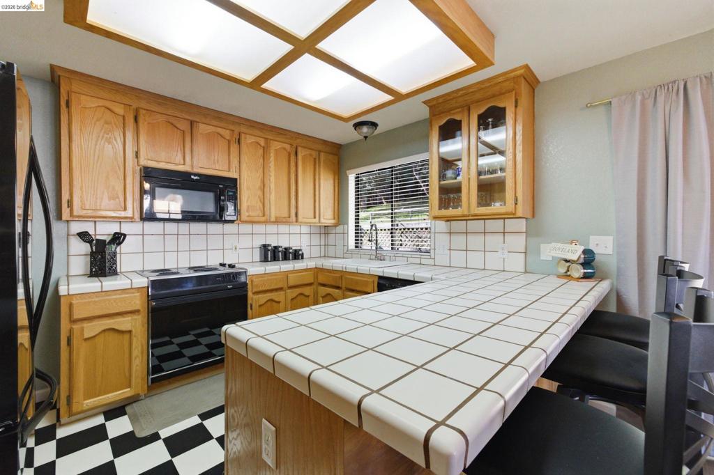 12796 Cresthaven Dr, Groveland, CA 95321