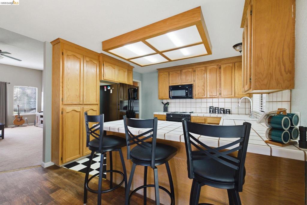 12796 Cresthaven Dr, Groveland, CA 95321