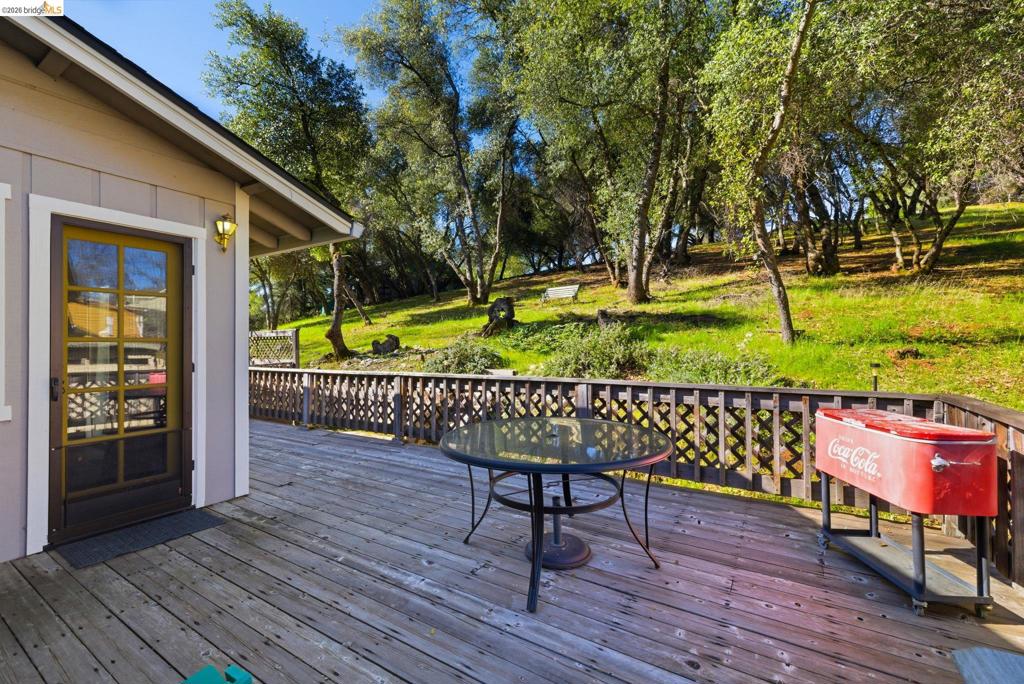 12796 Cresthaven Dr, Groveland, CA 95321