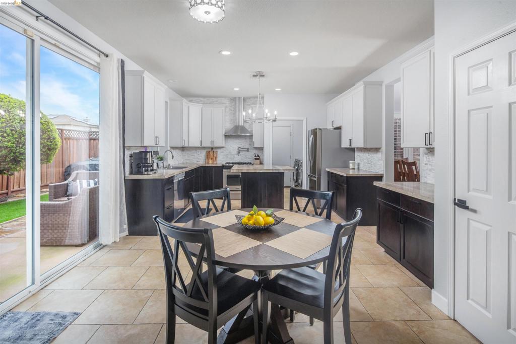 383 Stanwick St, Brentwood (CC), CA 94513