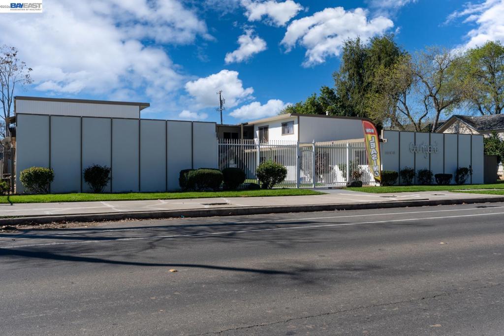 132 W 18Th St, Merced, CA 95340