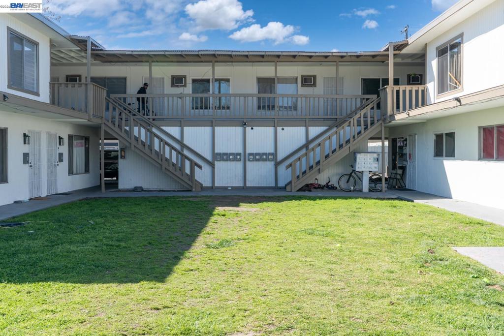 132 W 18Th St, Merced, CA 95340