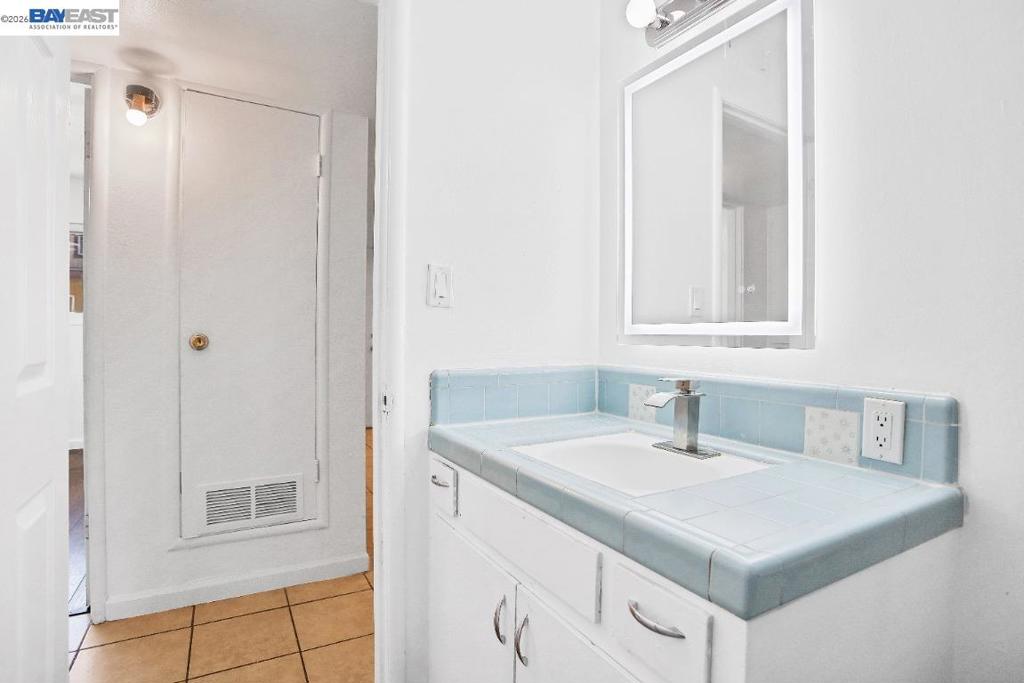 132 W 18Th St, Merced, CA 95340