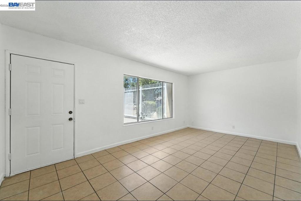 132 W 18Th St, Merced, CA 95340