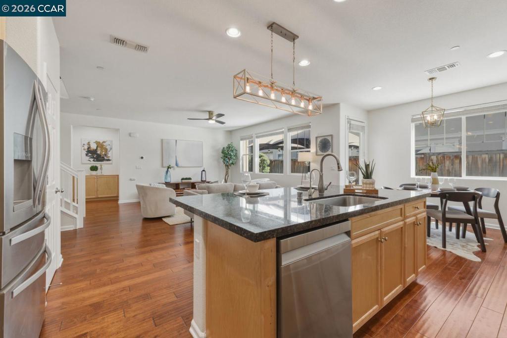 334 Pacifica Dr, Brentwood (CC), CA 94513