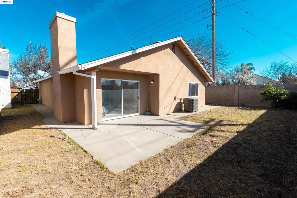 2932 Alcott Ct, Modesto, CA 95355