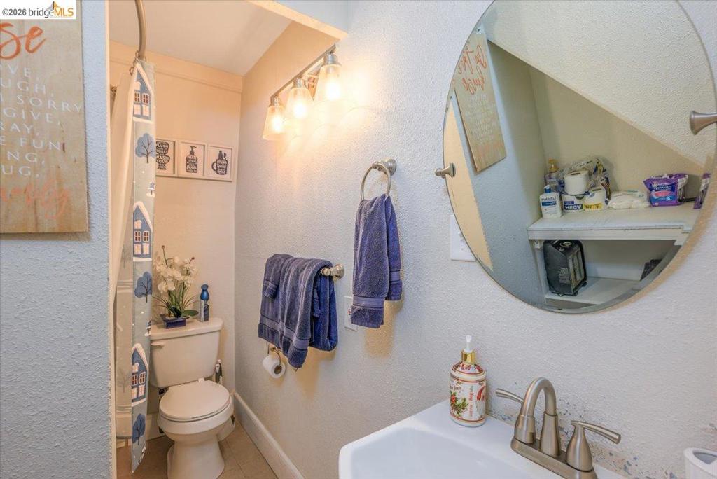 11741 Campo Seco Rd, Sonora, CA 95370