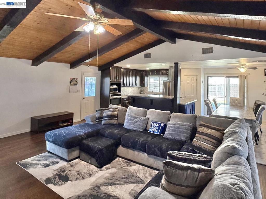 6928 E Lane Ave, Fresno, CA 93727