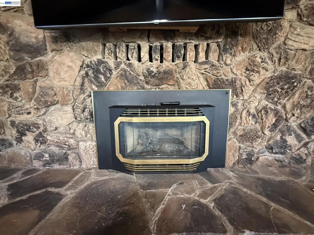 6928 E Lane Ave, Fresno, CA 93727