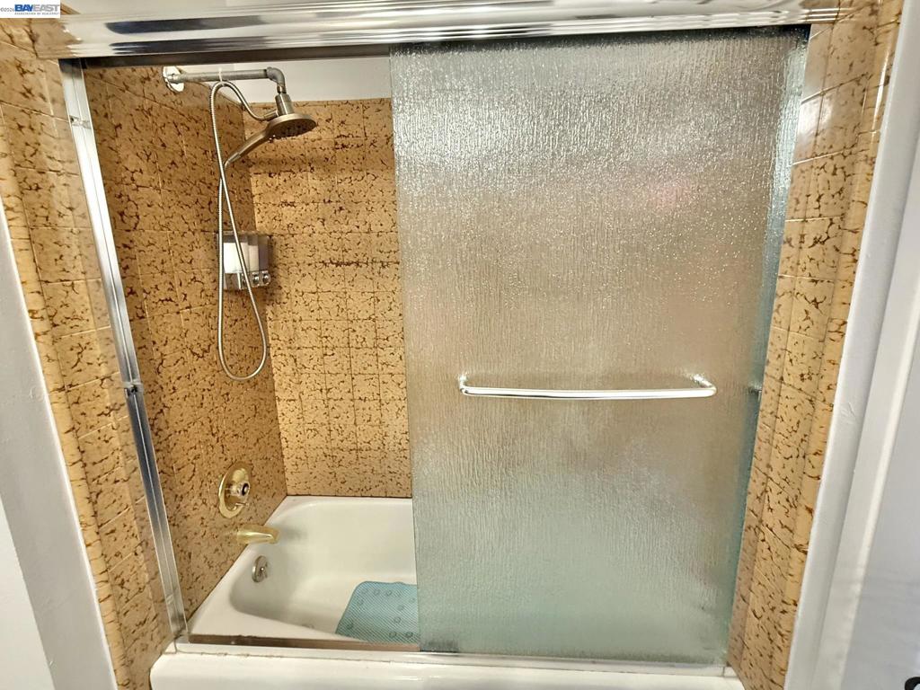 6928 E Lane Ave, Fresno, CA 93727