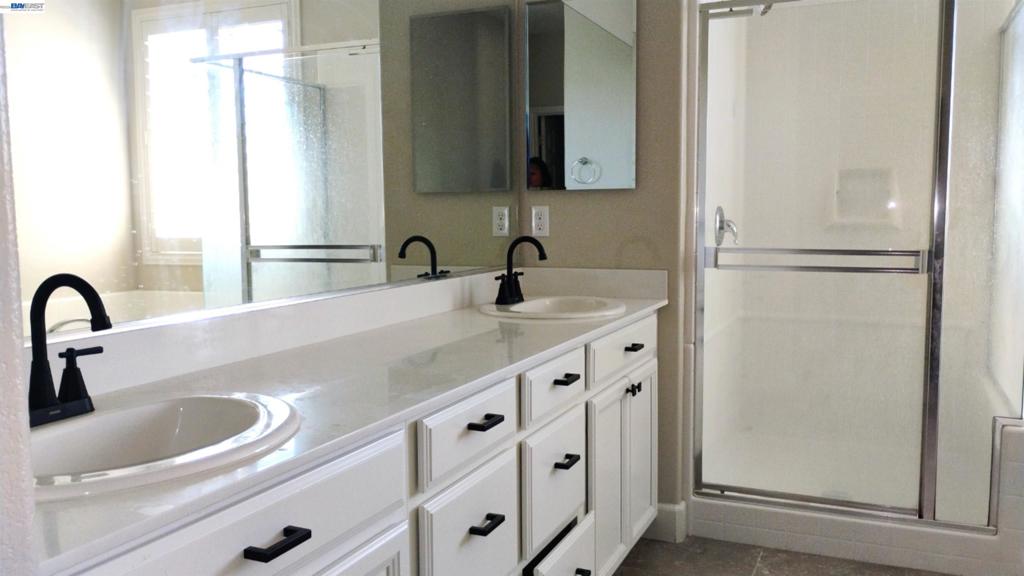 9678 Cabernet Court, Patterson, CA 95363