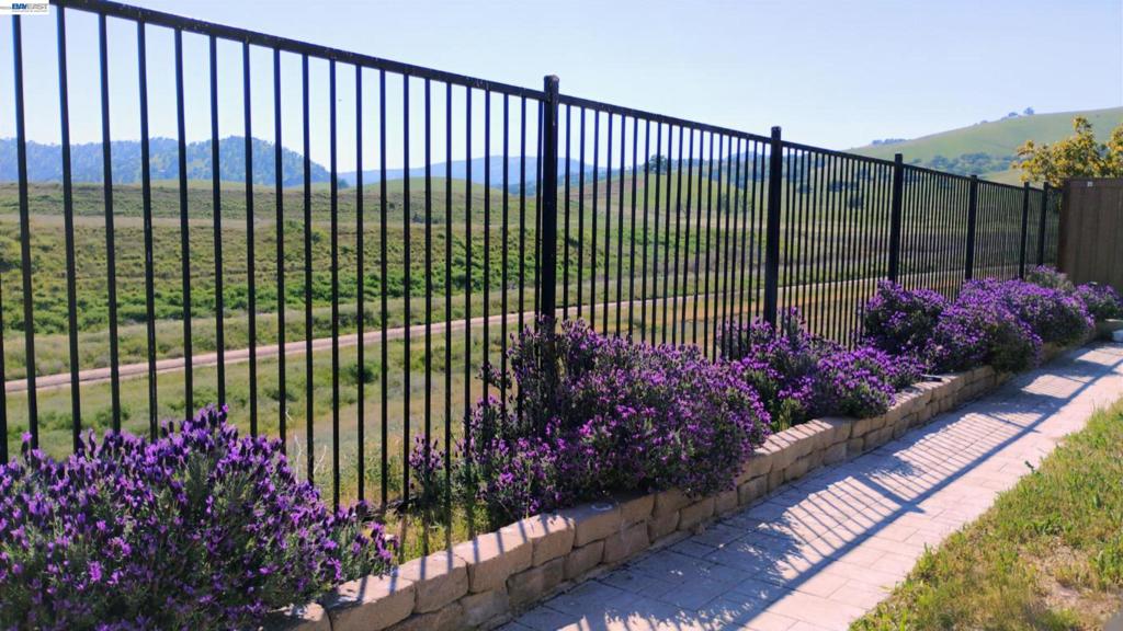 9678 Cabernet Court, Patterson, CA 95363