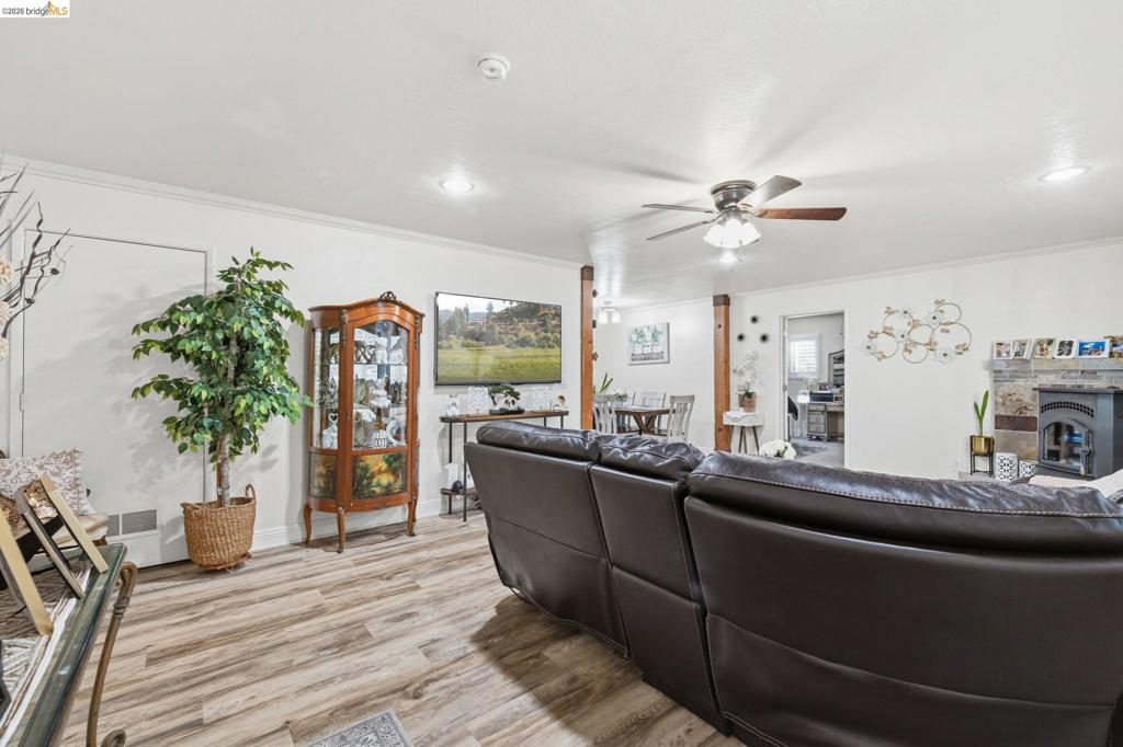 21999 Fallview, Sonora, CA 95370