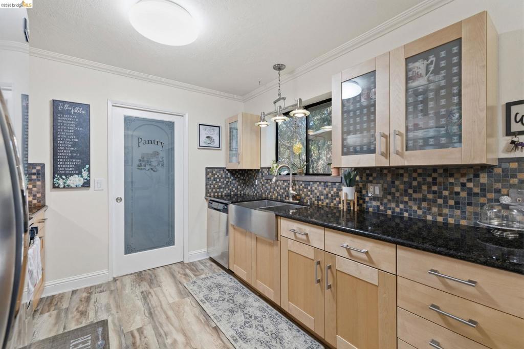 21999 Fallview, Sonora, CA 95370