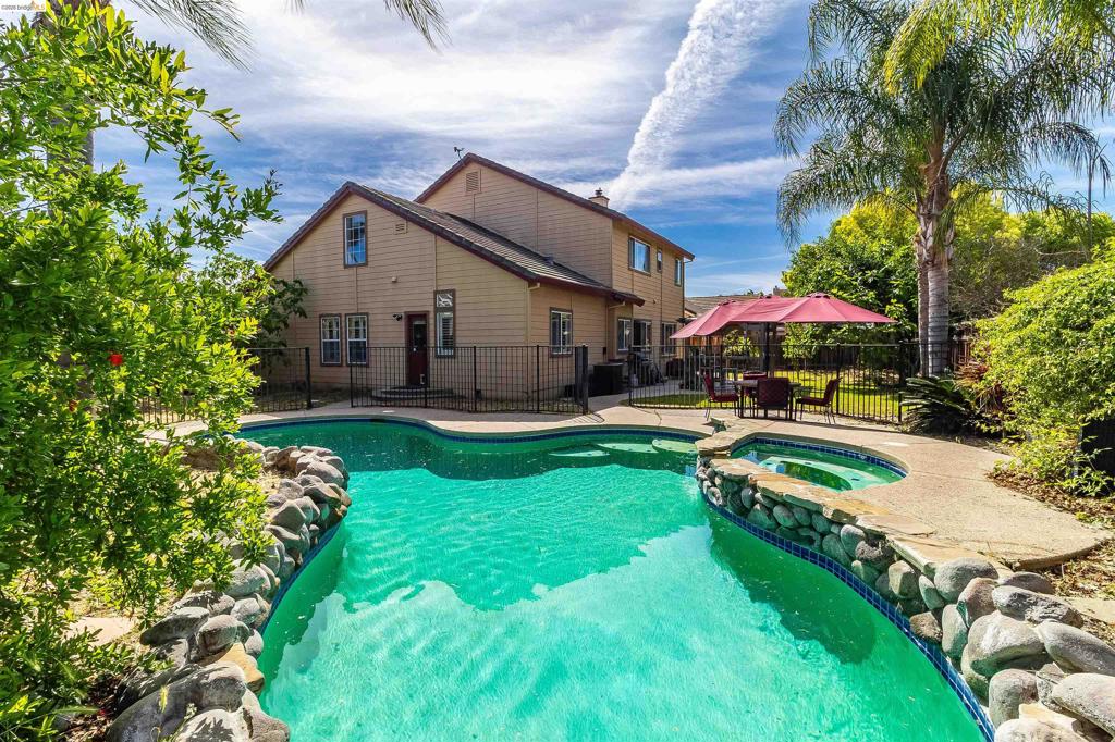 133 Laurian Court, Brentwood (CC), CA 94513