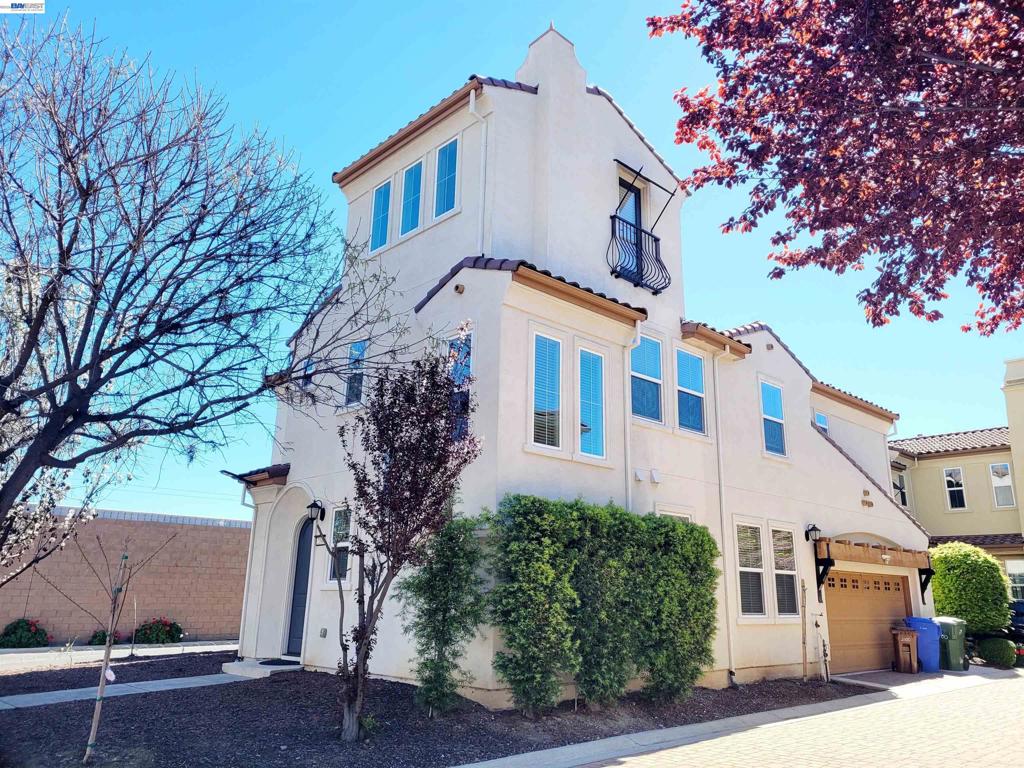 2100 Carrara St, Brentwood (CC), CA 94513