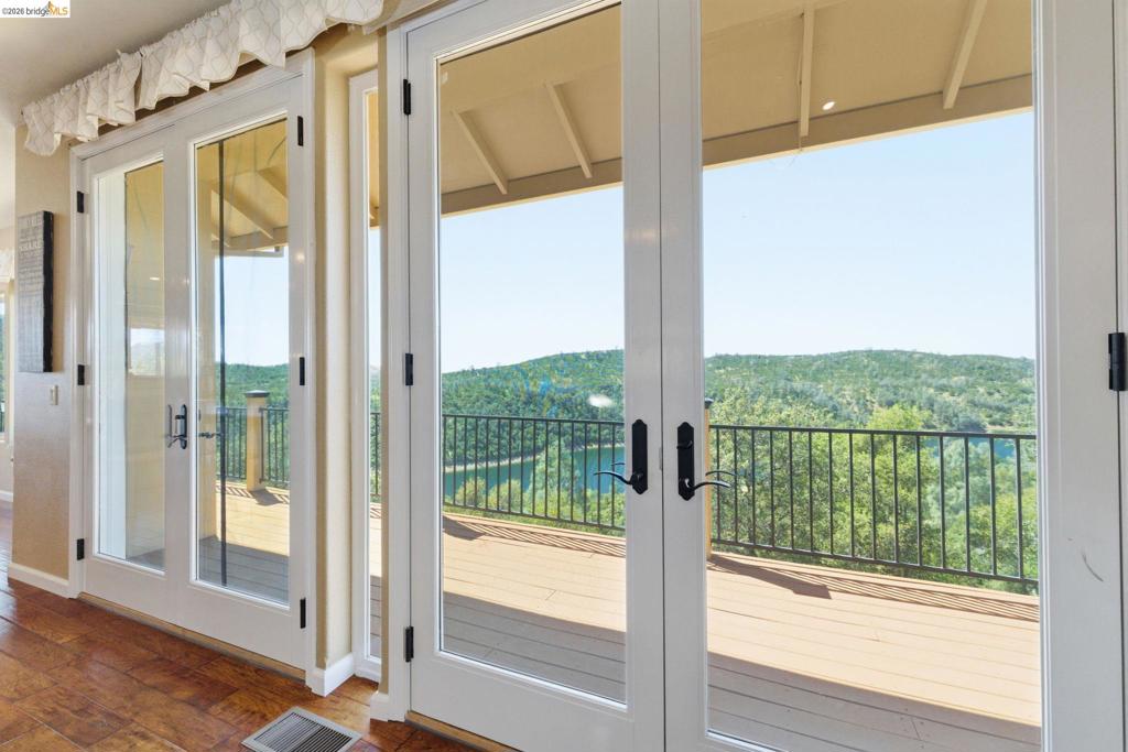 12808 Mammoth Mine Road, Jamestown, CA 95327