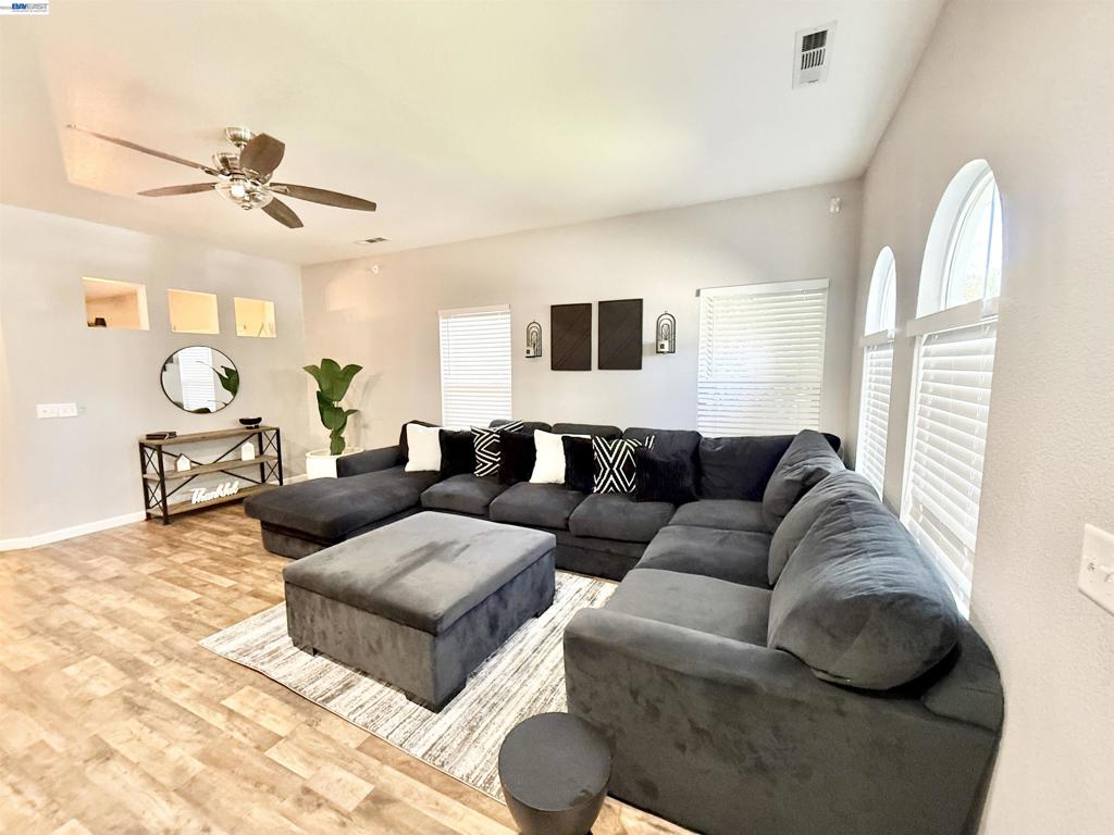 2408 Mountain Pride Court, Modesto, CA 95355